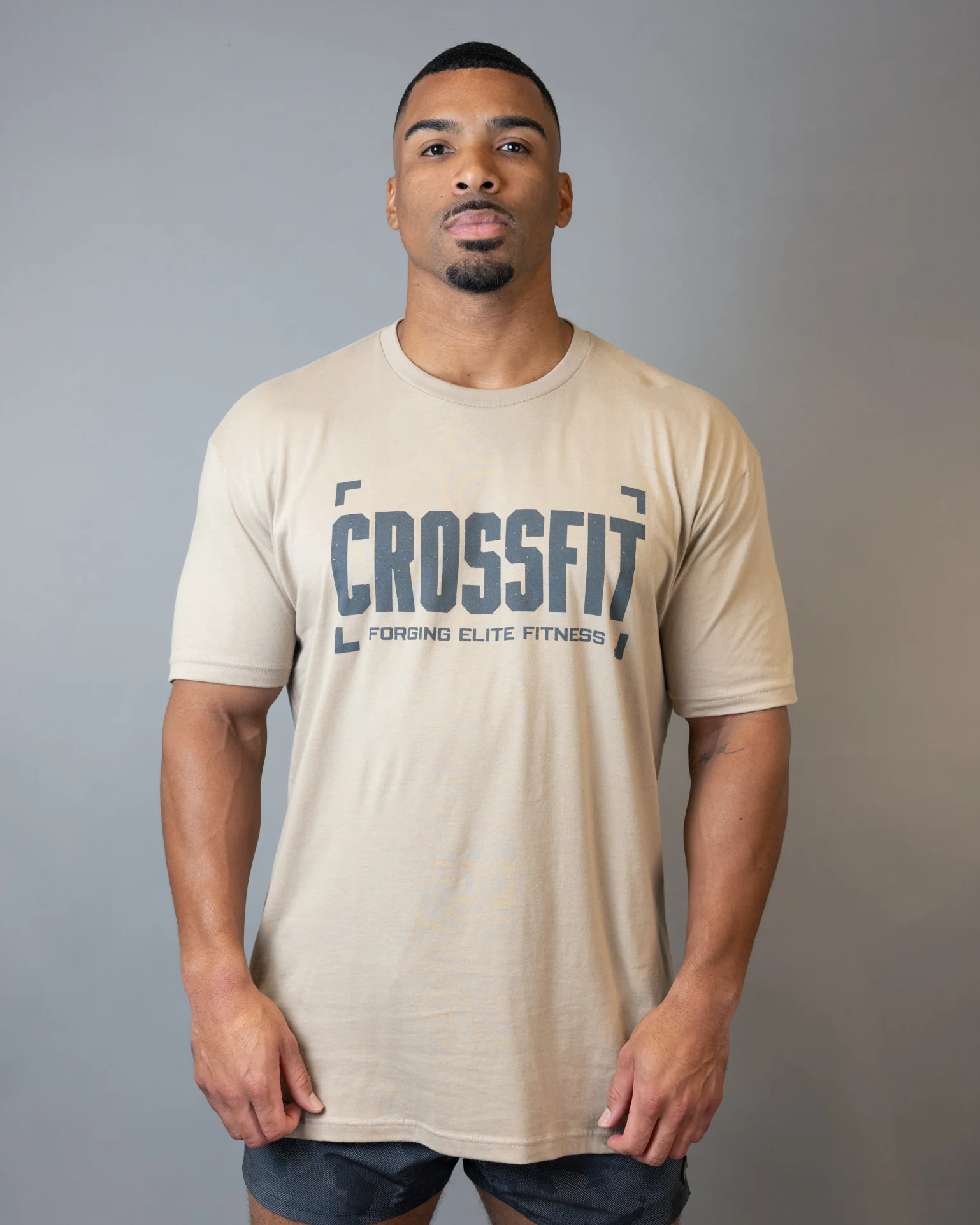 Men's Elite Fitness Bracket Tee - Image 4