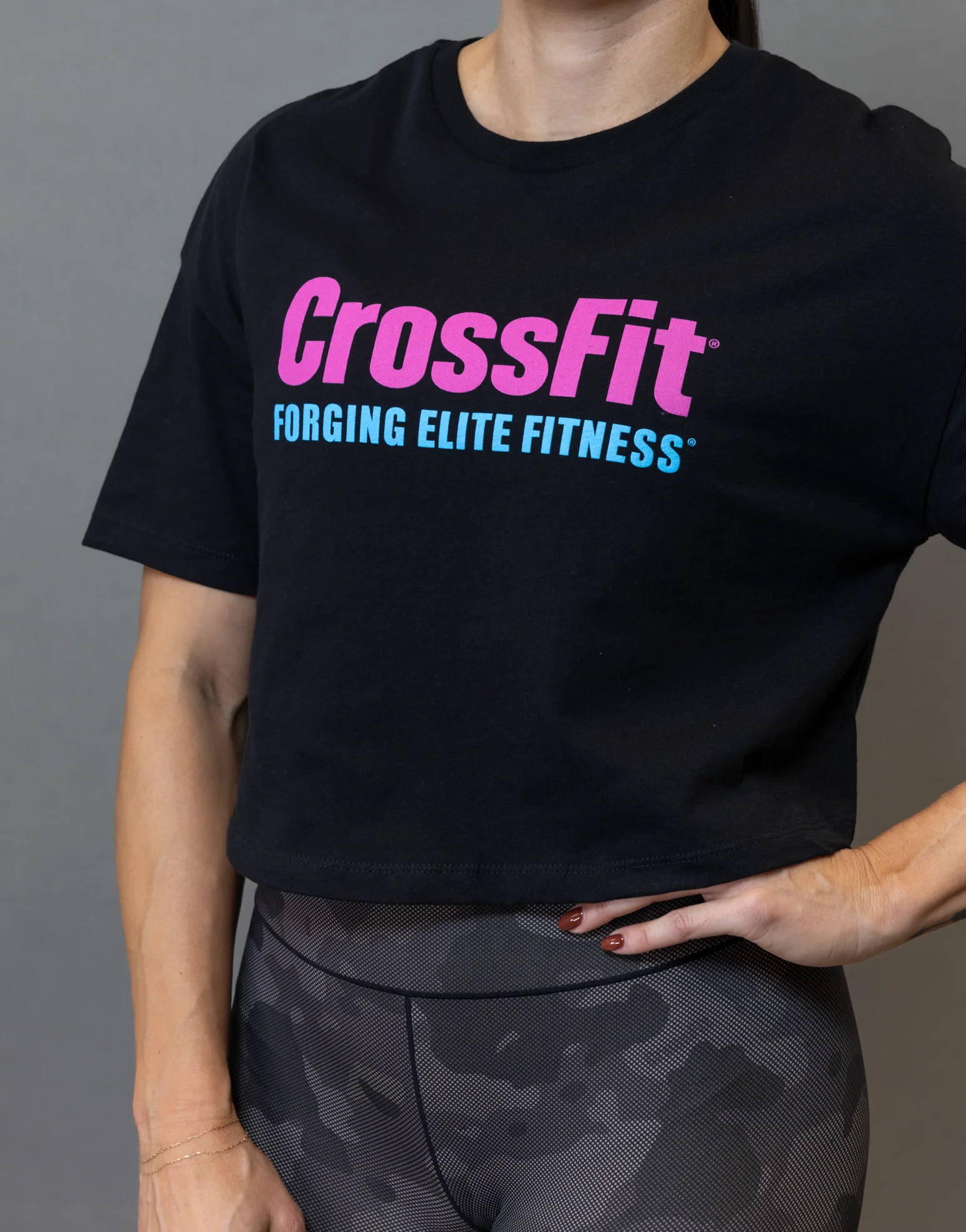 Women's Forging Elite Fitness Crop Tee - Image 3