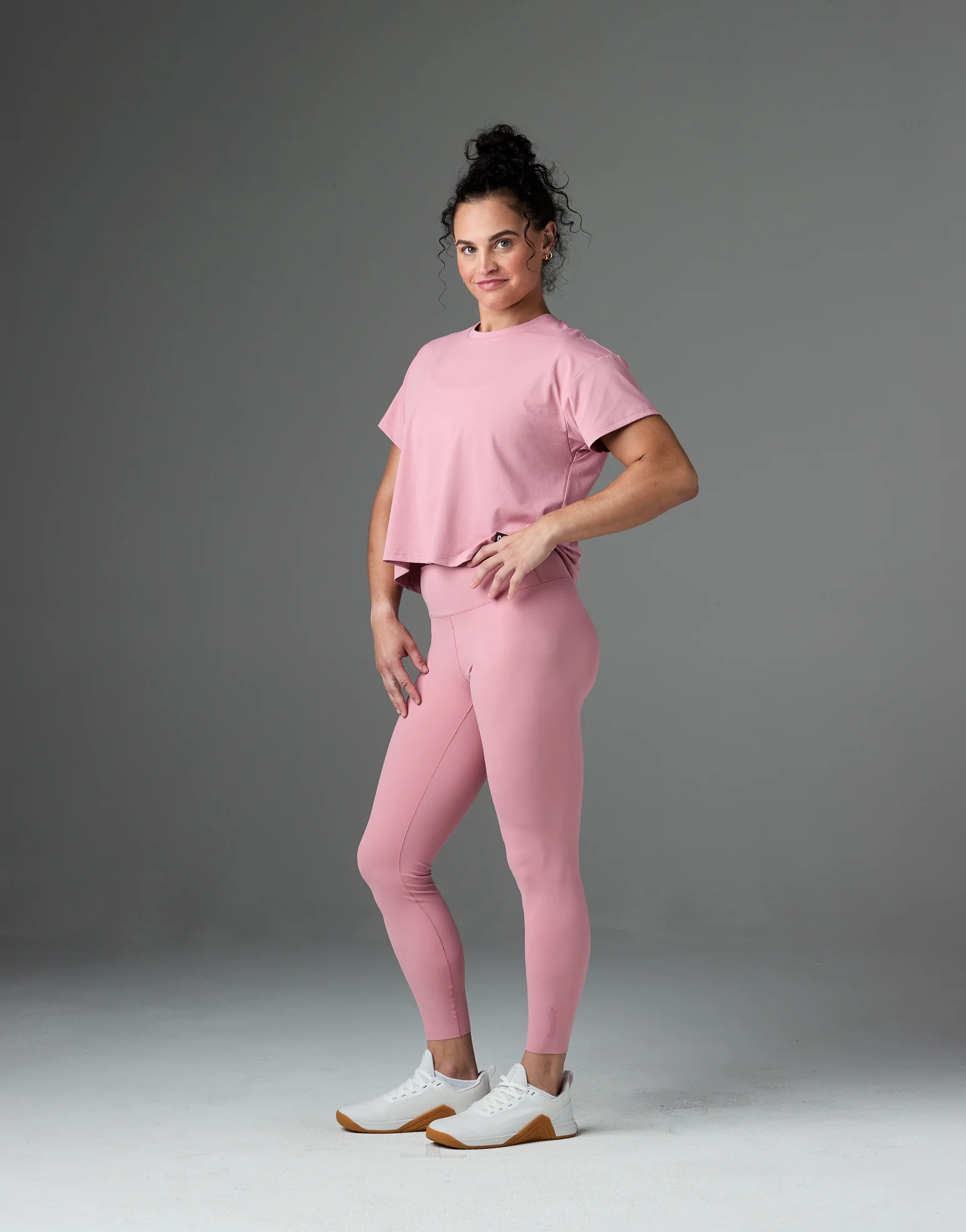 Women's LuxeTek 25" Legging - Image 18